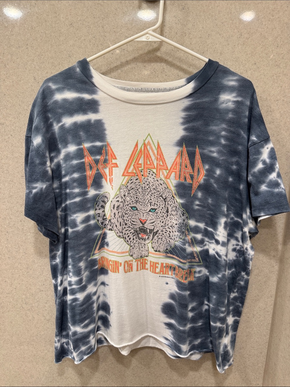 Tie-Dye women’s Graphic Tee - Blue & White